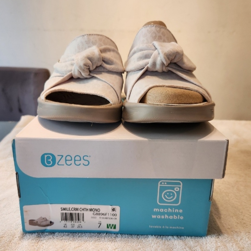 Bzees Cream Knotted Mules